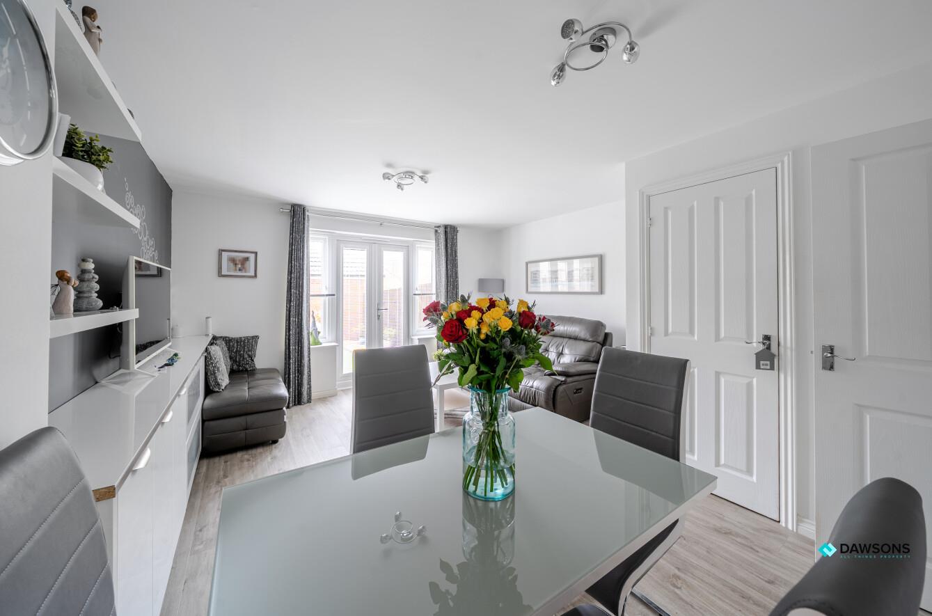 Heol James Gravell, Llanelli, SA15 4BX